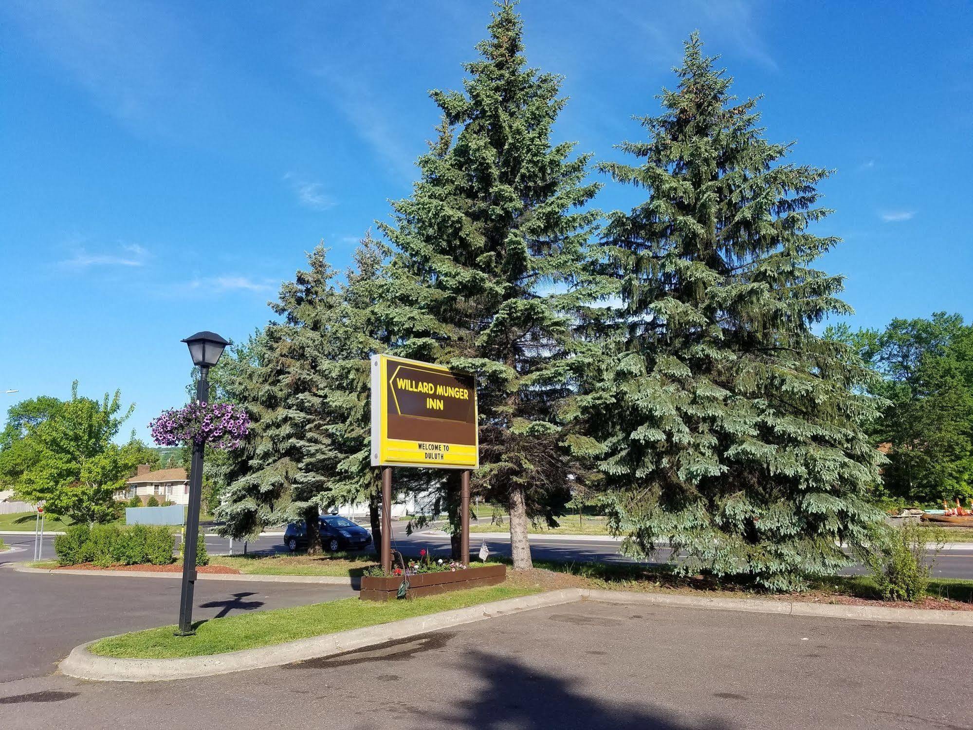 Willard Munger Inn Дулут Экстерьер фото
