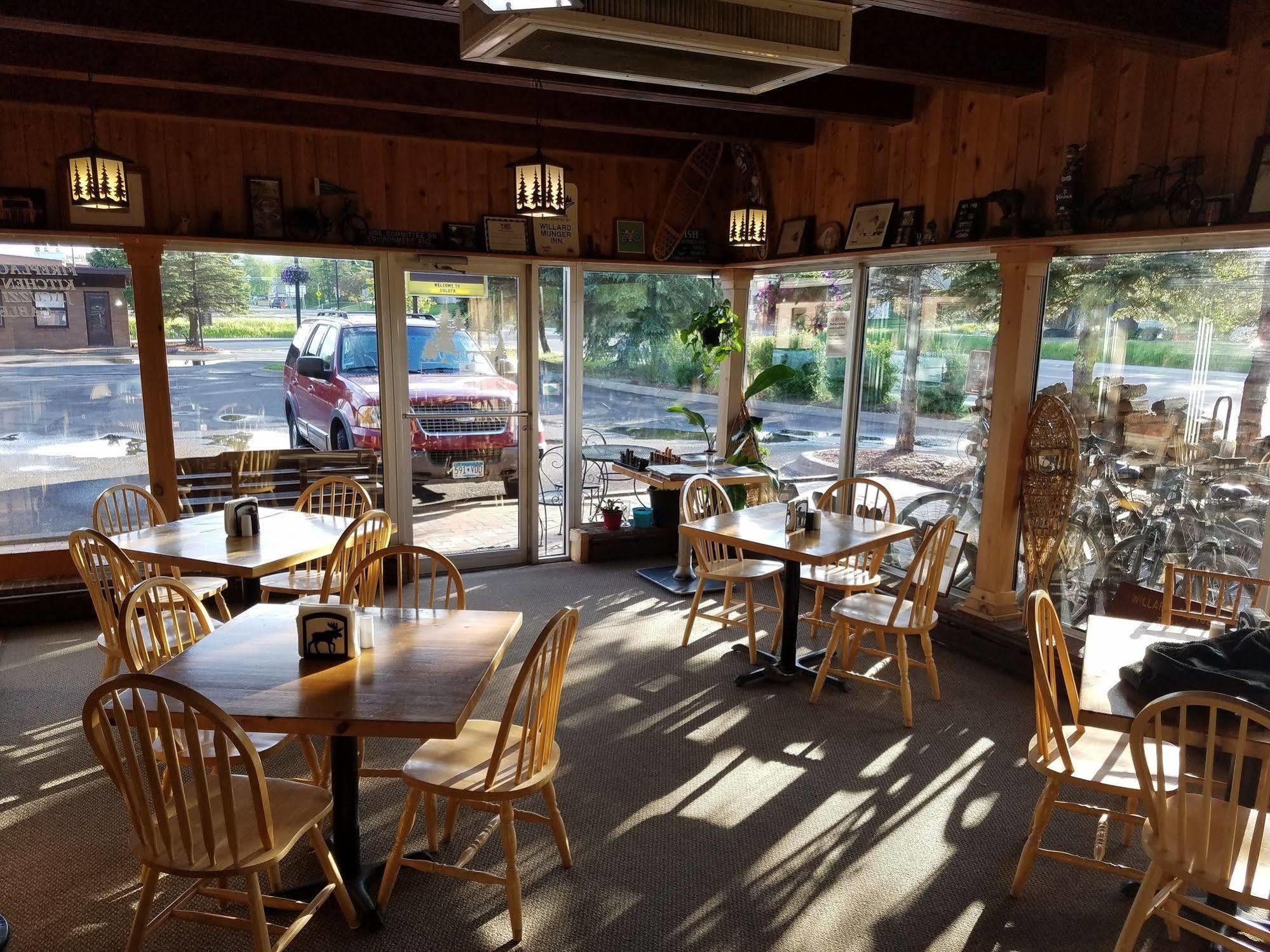 Willard Munger Inn Дулут Экстерьер фото