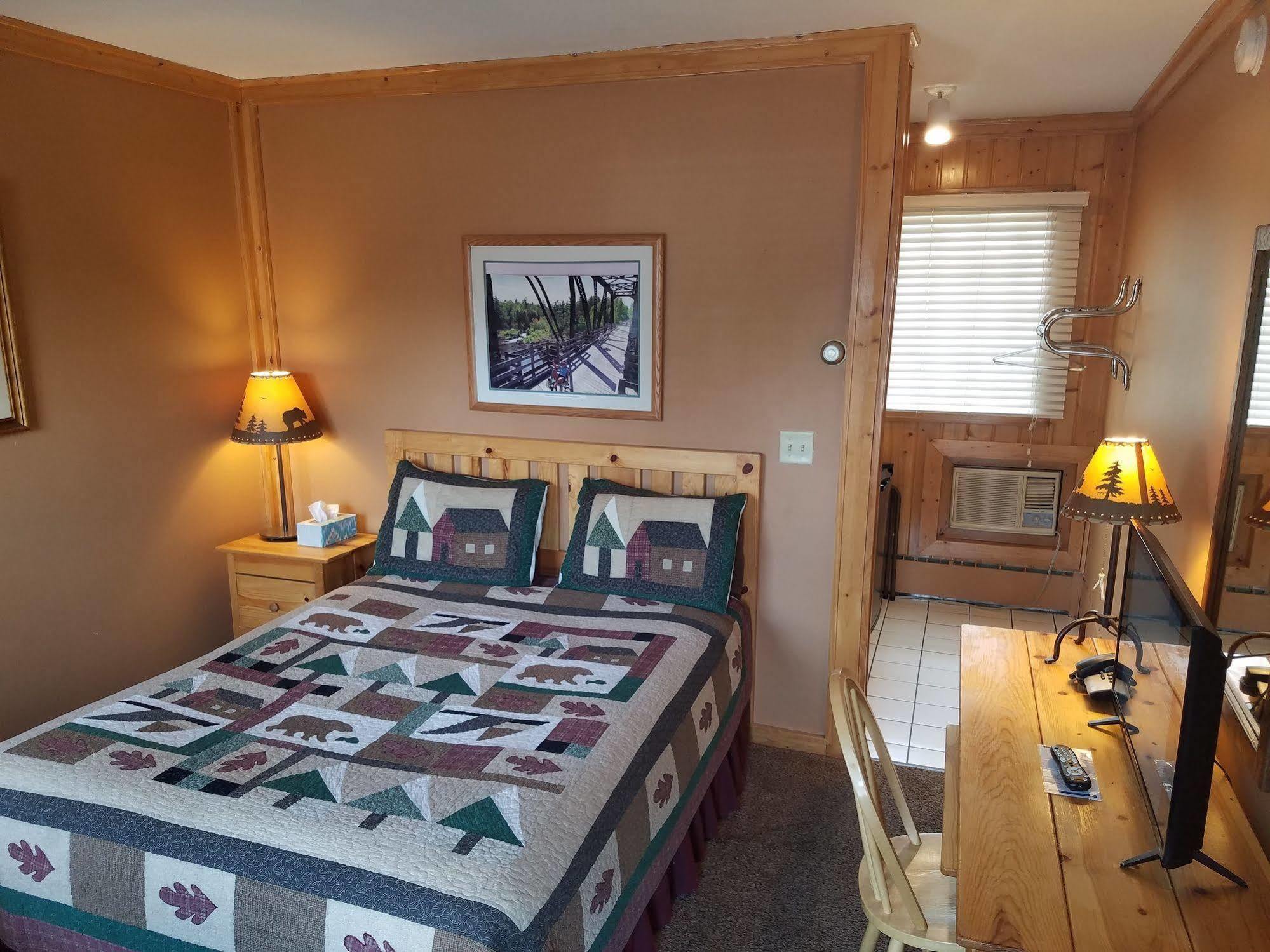 Willard Munger Inn Дулут Экстерьер фото
